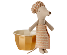 Load image into Gallery viewer, Maileg / Big Sister / Wellness Mouse