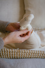 Load image into Gallery viewer, 1+ In The Family / Socks / Gil / Ecru
