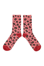 Load image into Gallery viewer, Piupiuchick / Socks / Animal Print