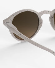 Load image into Gallery viewer, Izipizi / Sunglasses / Junior / D / Ceramic Beige