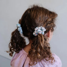Load image into Gallery viewer, Mimi &amp; Lula / Scrunchies / Floral