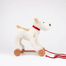 Load image into Gallery viewer, Egmont Toys / Pull-Along Eliot