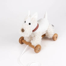 Load image into Gallery viewer, Egmont Toys / Pull-Along Lola