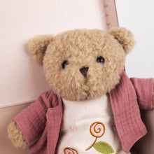 Load image into Gallery viewer, Egmont Toys / Morrissette With Clothes