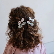 Load image into Gallery viewer, Mimi &amp; Lula / Bow Clips / Floral