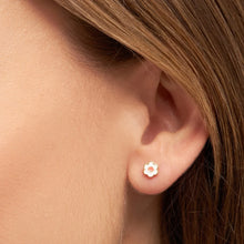 Load image into Gallery viewer, Lulu Copenhagen / Earring Stud / Anemone / Orange/ Coral