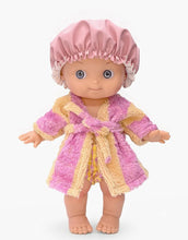 Load image into Gallery viewer, Minikane / Mini Panchas / Alice At Home And Her Pink Striped Bath Set