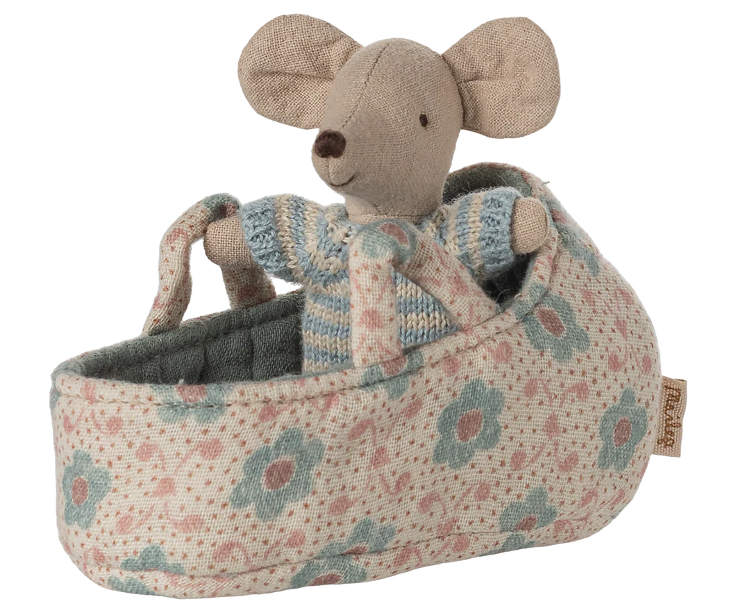 Maileg / Baby Mouse in carry cot