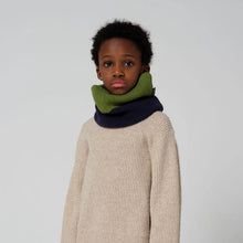 Load image into Gallery viewer, Gosoaky / Snood / Bee Real / Blue/Basil Green