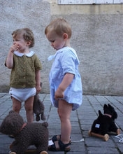 Load image into Gallery viewer, Egmont Toys / Pull-Along Walter