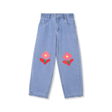 Load image into Gallery viewer, Wynken / Jeans / Studio Flowers