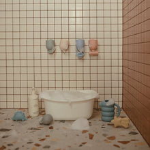 Load image into Gallery viewer, Mushie / Bath Set / Pour And Play