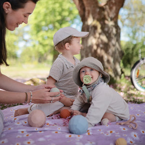 Mushie / Sensory Toy / Nesting Spheres
