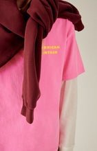 Load image into Gallery viewer, American Vintage / T-Shirt / Fizvalley / Rose Fluo