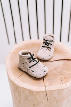 Load image into Gallery viewer, Mavies / Babyschoen / Classic boots / Sand Paint