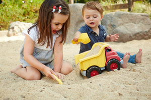 Green Toys / 1+ / Dump Truck / Red