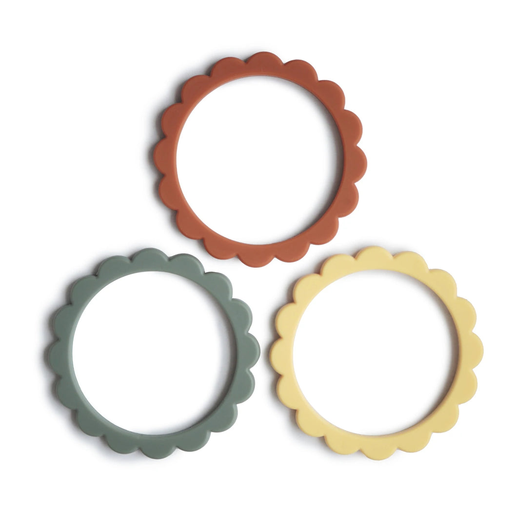 Mushie / Flower Teething Bracelet / Clay/ Dried Thyme/ Sunshine