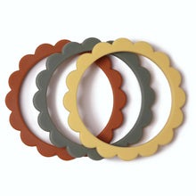 Load image into Gallery viewer, Mushie / Flower Teething Bracelet / Clay/ Dried Thyme/ Sunshine