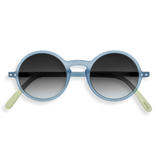 Load image into Gallery viewer, Izipizi / Zonnebril / Sunglasses / Junior (3-10 jaar) / G / Blue Mirage