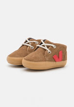 Load image into Gallery viewer, Veja / Baby Suede / Brown Pekin