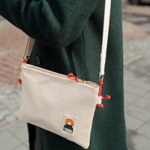 Ykra / Side Pouch / White